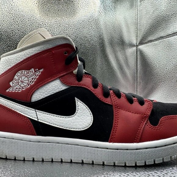 RARE 🚀 Size 12 - Air Jordan‎ 1 Mid Gym Red White Black Bred Women BQ6472 601 - Picture 2 of 11
